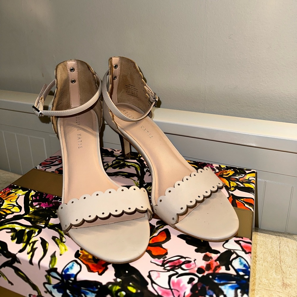 Cream heels Kelly & Katie